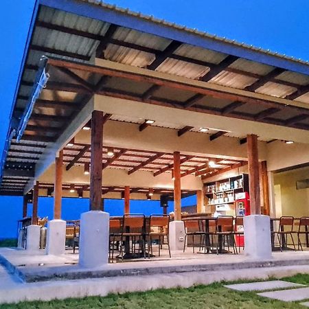 The Grey Inn Sarog Exterior foto